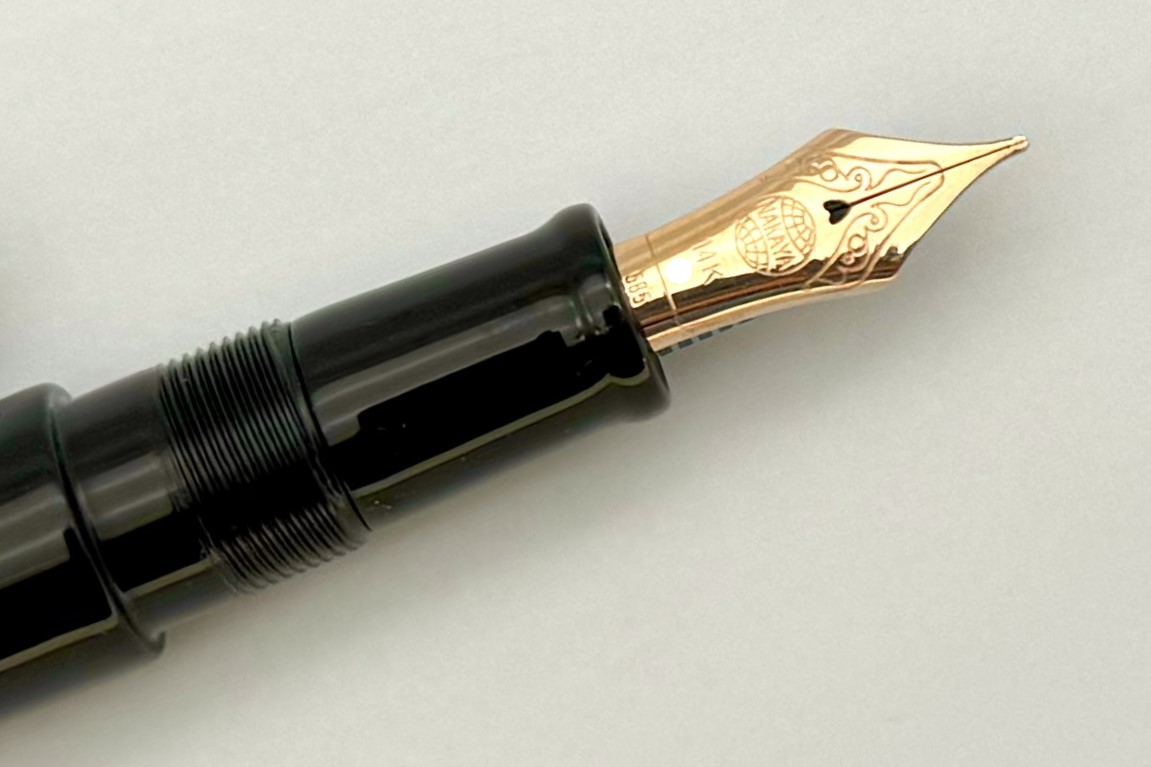 NakayaPortableWriterKuroRoiroBlackFPPinkgoldWisteriaStopper_I